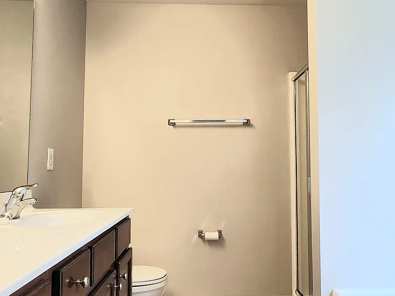 411 Five Pine Ct — Photo 16