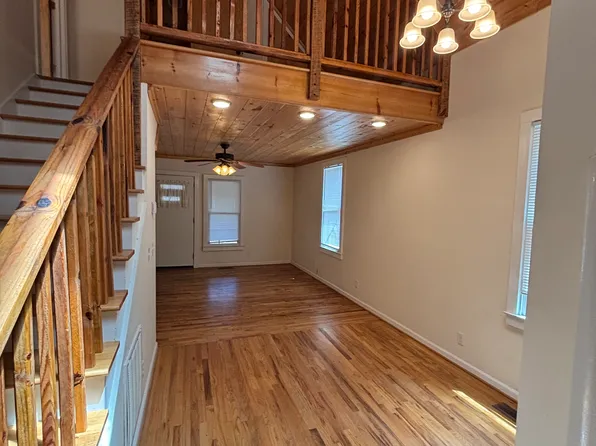 955 N Chase St, Athens, GA 30601