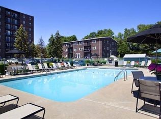 607 Middle St APT 45, Weymouth, MA 02189