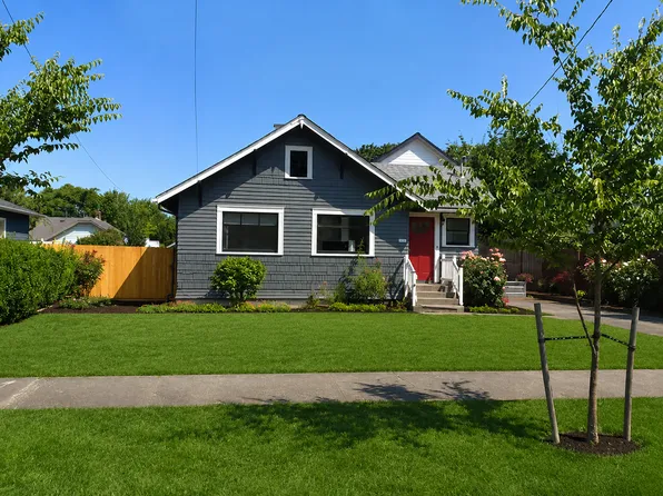 3025 N Terry St Unit A, Portland, OR 97217
