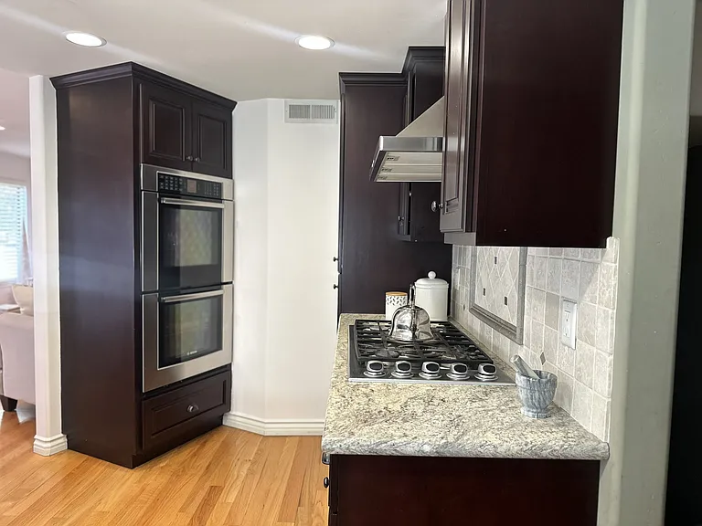 14562 S Bascom Ave — Photo 10