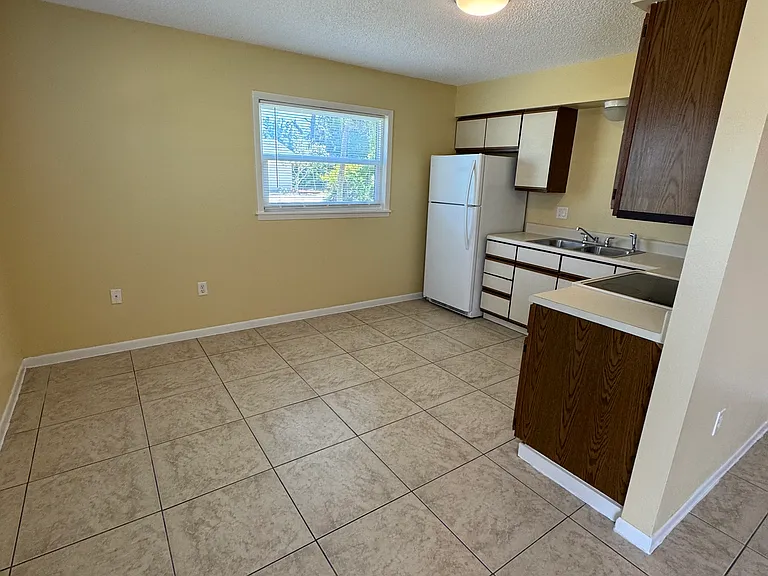 645 S McCall Rd #112 — Photo 9