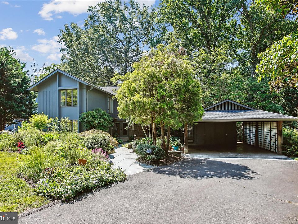 1st image of 3319 Mantua Dr