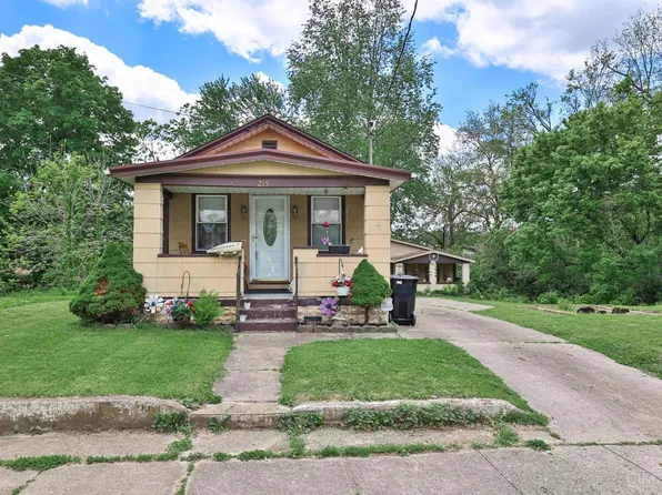 215 W 68th St, Cincinnati, OH 45216