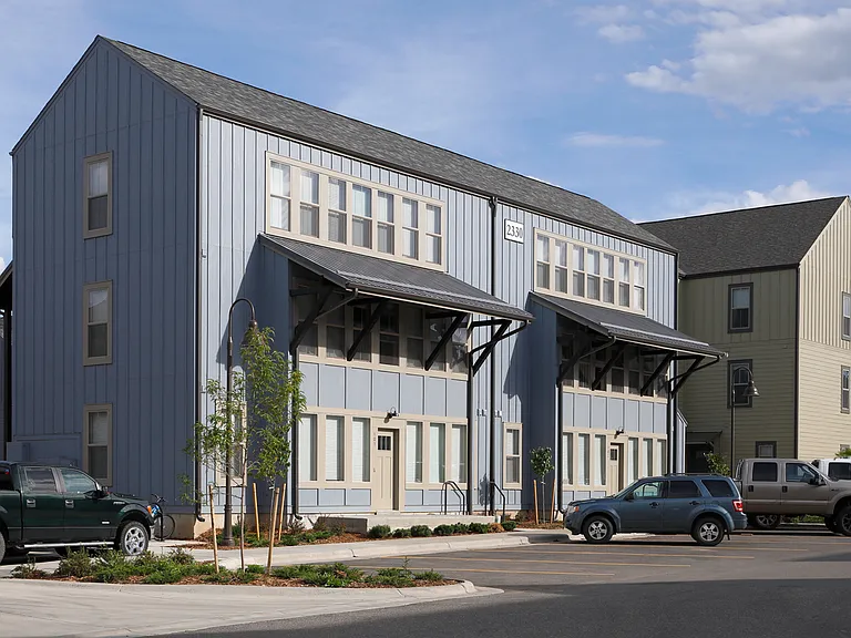 The Arrow Townhomes and Flats — Photo 19