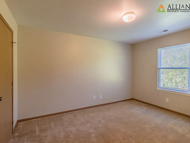 Beechwood Terrace 1420 — Photo 12
