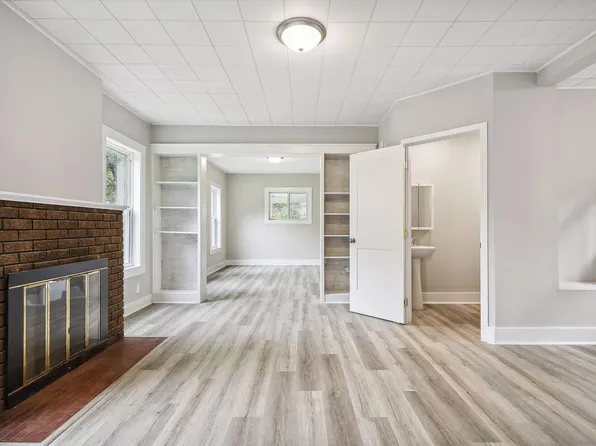 117 E Pleasant St, Mankato, MN 56001