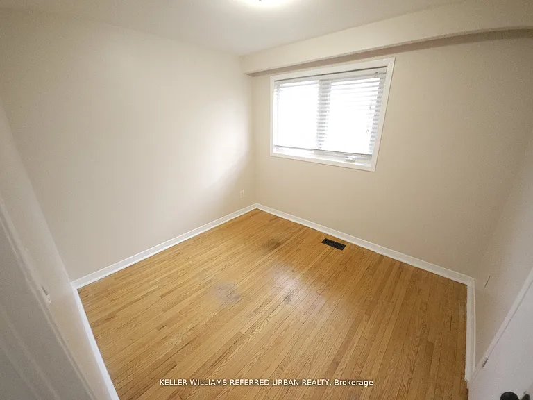 30 Picaro Dr — Photo 11