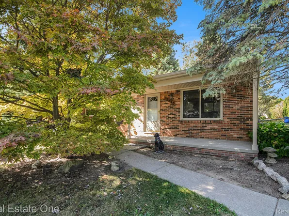 23315 Lawson Ave, Warren, MI 48089
