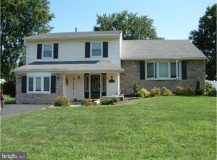 341 Bloomfield Rd, Warminster, PA 18974