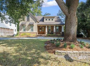 413 Azalea St, Fairhope, AL 36532