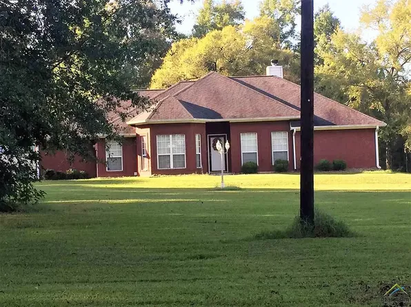 200 Forrest Hill Rd, Lone Star, TX 75668