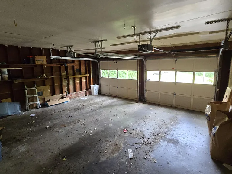 1119 Manship St — Photo 27