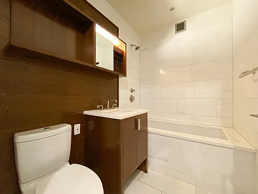 Rented by Sidewalk Realty LLC | media 24