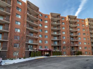 1 Bloomingdale Pl APT 606, Bloomingdale, IL 60108