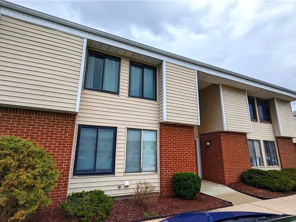 40 Bee Hunter Ct Unit A, East Amherst, NY 14051