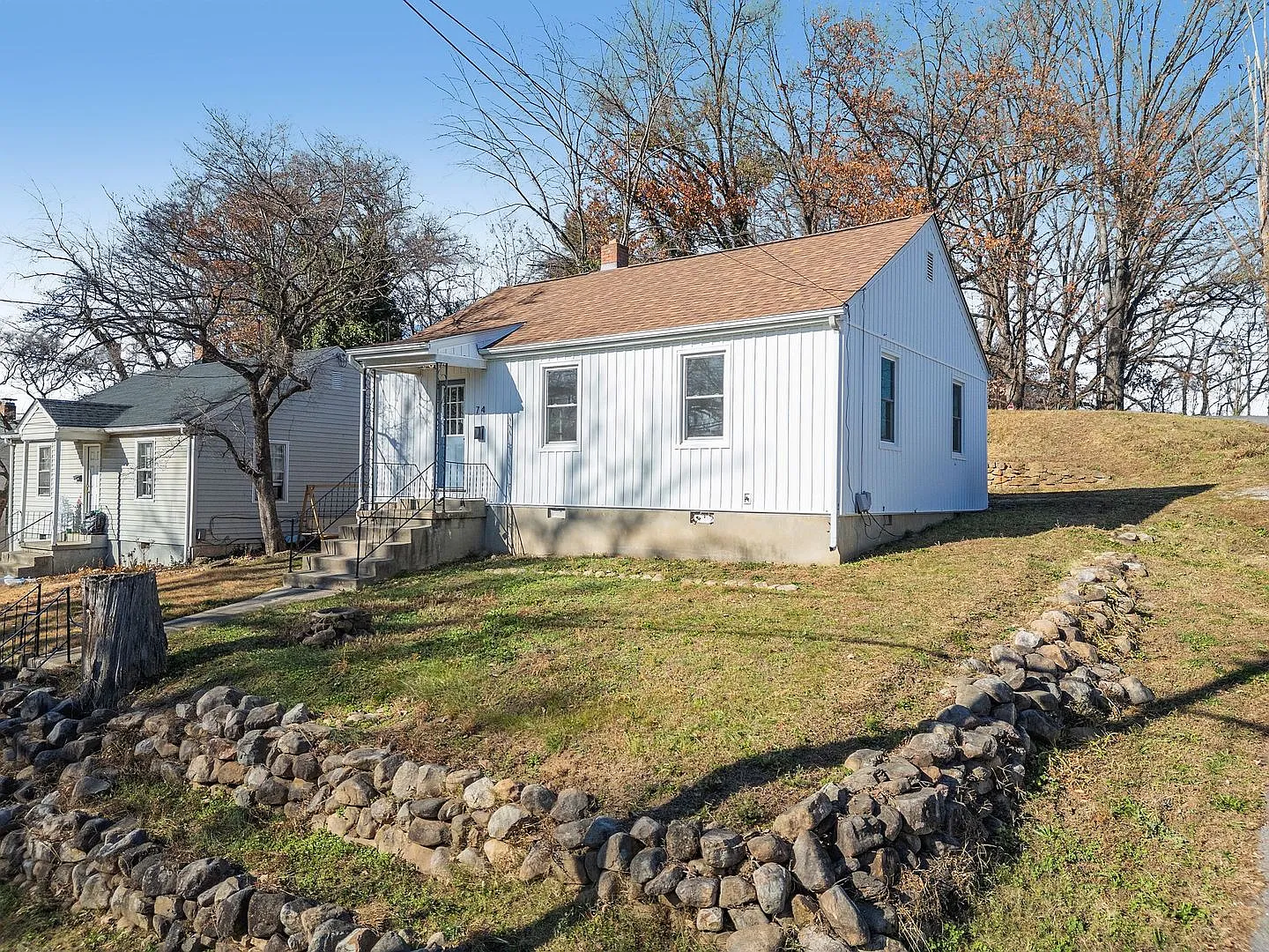 2 Bedroom, 1 Bathroom newly renovated home for rent off Williamson Rd! — Photo 2