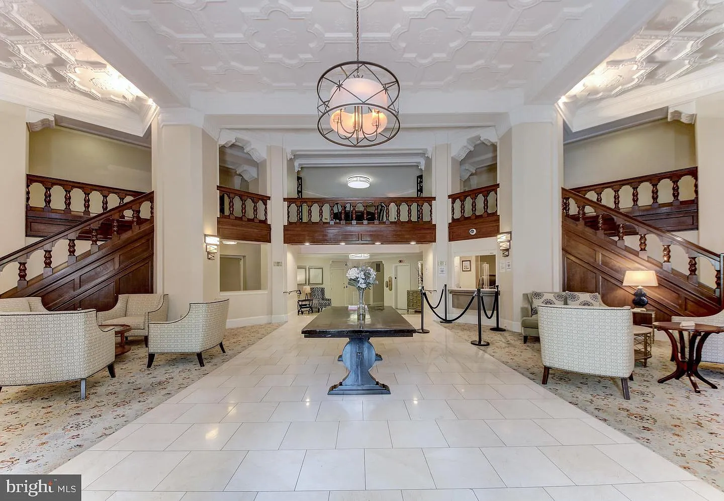 1 bed, 955 sqft, $2,520 — Photo 3