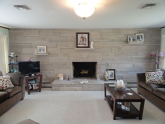 Living Room Stone Wall