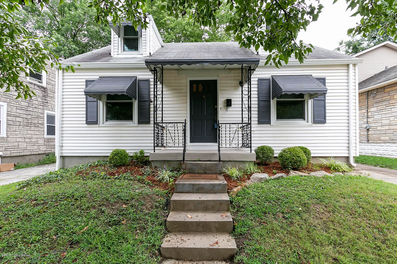 616 E Brandeis Ave photo 1