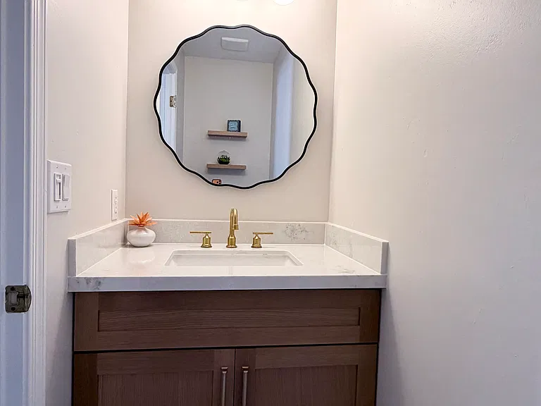Powder room