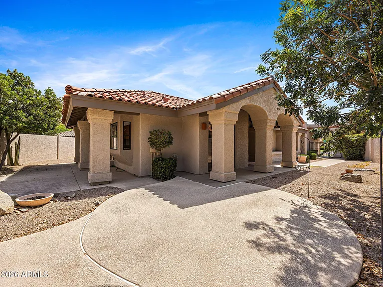 9823 N 100th Pl — Photo 32
