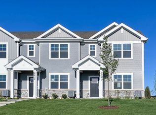 2241 Riesling Rd, Oswego, IL 60543