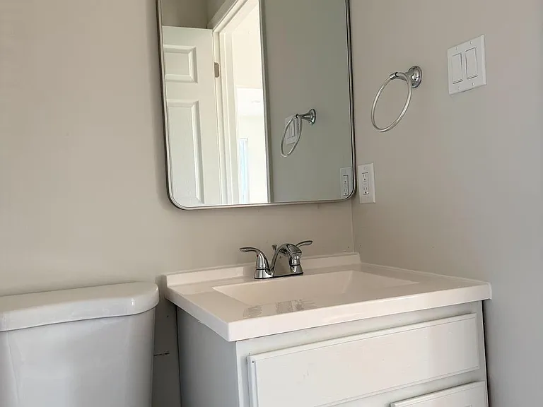 2401 W Rosecroft Village Cir — Photo 9