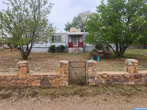 6 Welsh St, Silver City, NM 88022