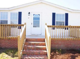 107 Wildcat Ct, Richlands, NC 28574