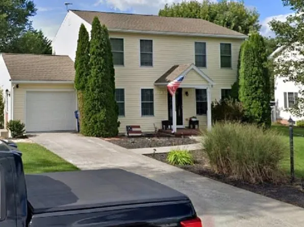 39 Glenwood Dr, Biglerville, PA 17307