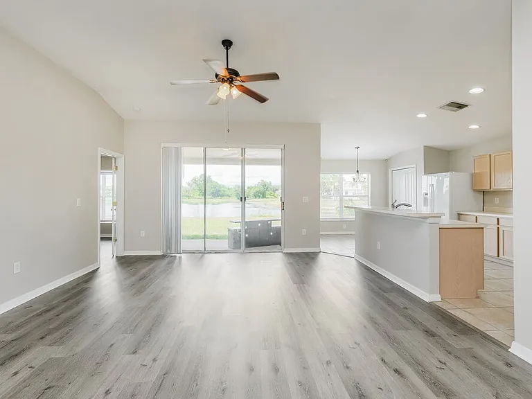 6613 Cambridge Park Dr — Photo 4