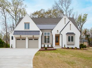 901 Lily Claire Ln, Fuquay Varina, NC 27526
