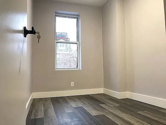 Rented by Yup Realty LLC | media 22