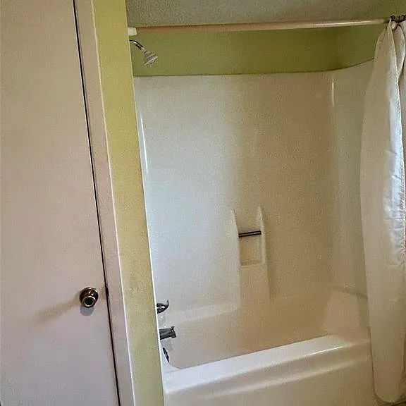 11103 Bellerive Dr — Photo 13