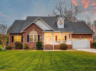 1006 Retreat Ave, Moncks Corner, SC 29461