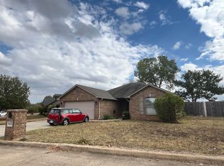 5415 Roadrunner Dr, Durant, OK 74701