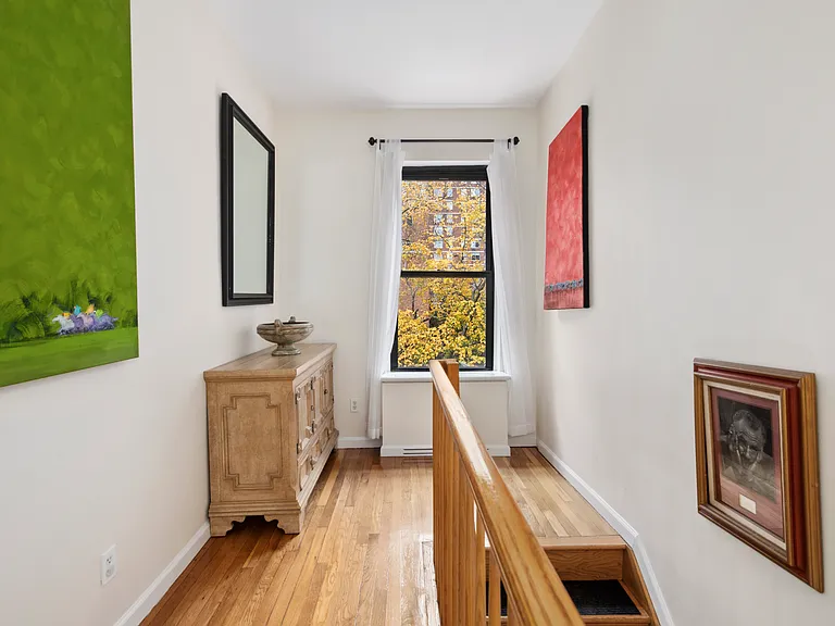 302 E 30th St #1/2 — Photo 16
