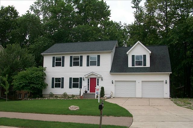 1st image of 1351 S Lake Dr