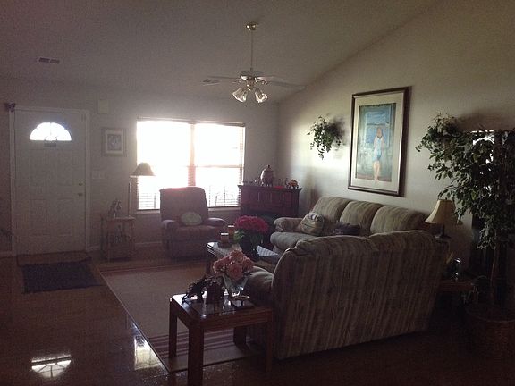 4th image of 12 Dill Creek Ct