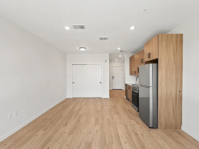 Oso Apartments — Photo 39