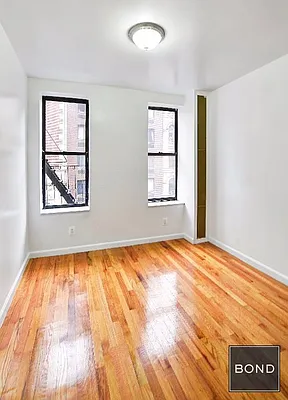 Rented by Bond New York | media 9