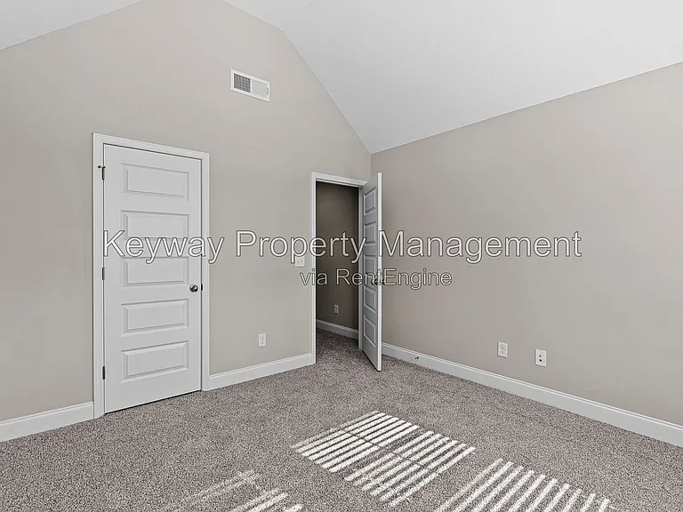 2124 Denmark Ave SE — Photo 19