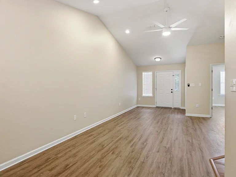 1611 Quazar Rd — Photo 16
