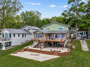 2083 Chapman Lake Dr #1, Warsaw, IN 46582
