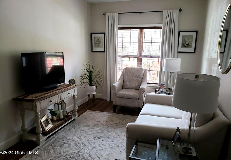 2nd image of 5 Lancaster Place