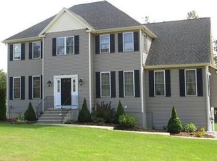 168 River Rd W, Berlin, MA 01503