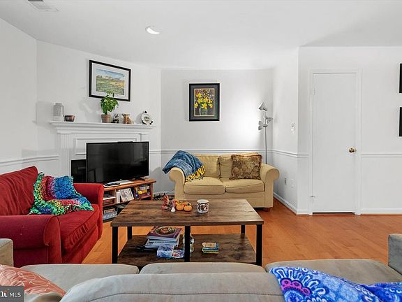 5th image of 4207 11th St N #1