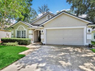 371 W Tropical Trce, Saint Johns, FL 32259