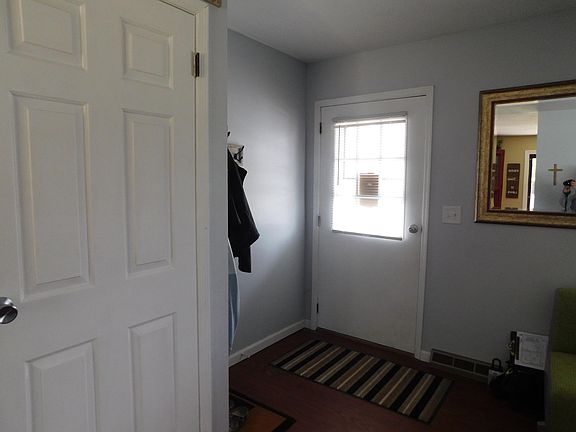 4th image of 2717 Spinning Wheel Ct
